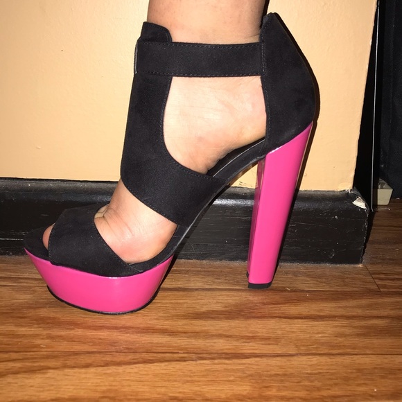 Call it Spring Black Heels - Picture 3 of 4